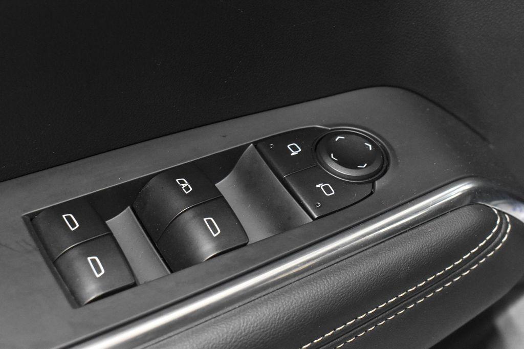 used 2025 GMC Acadia car, priced at $31,500