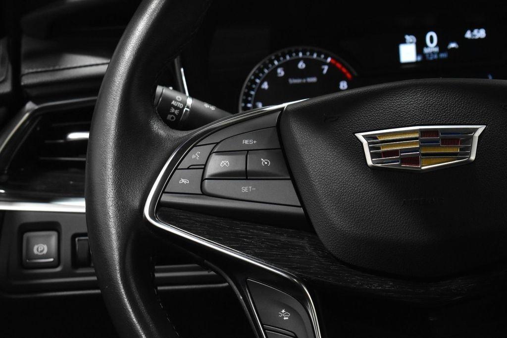 used 2023 Cadillac XT5 car, priced at $32,650