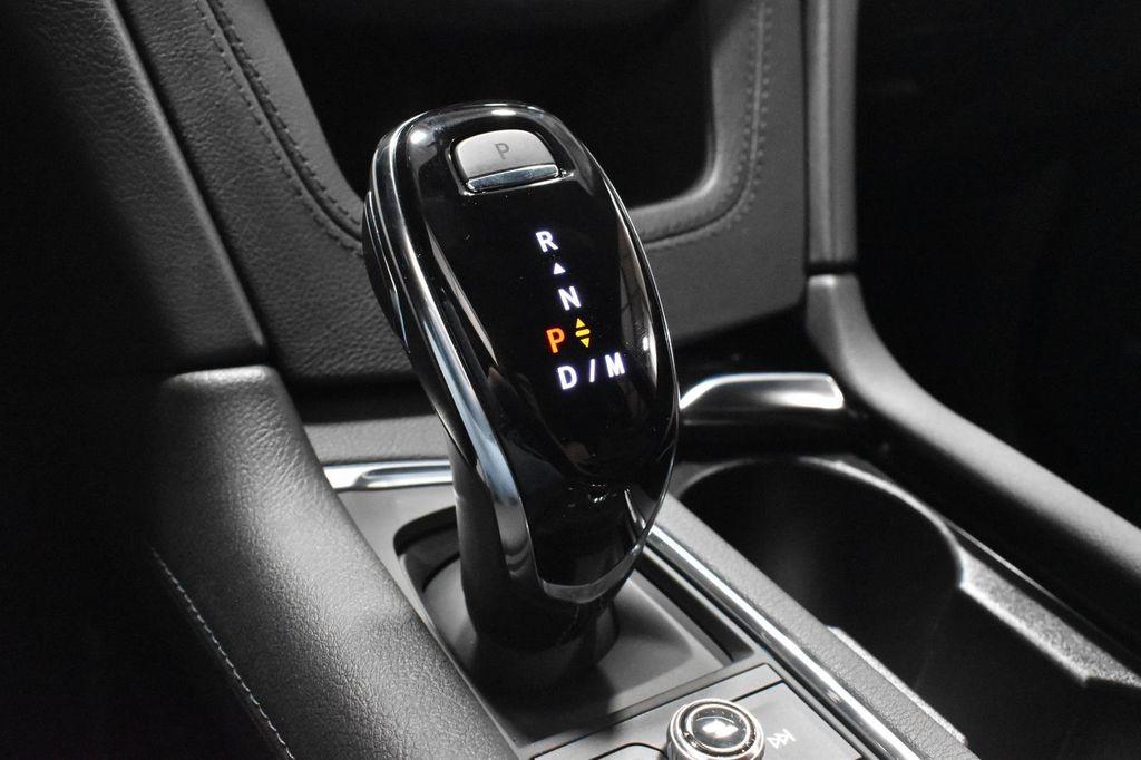 new 2026 Cadillac XT5 car, priced at $41,894