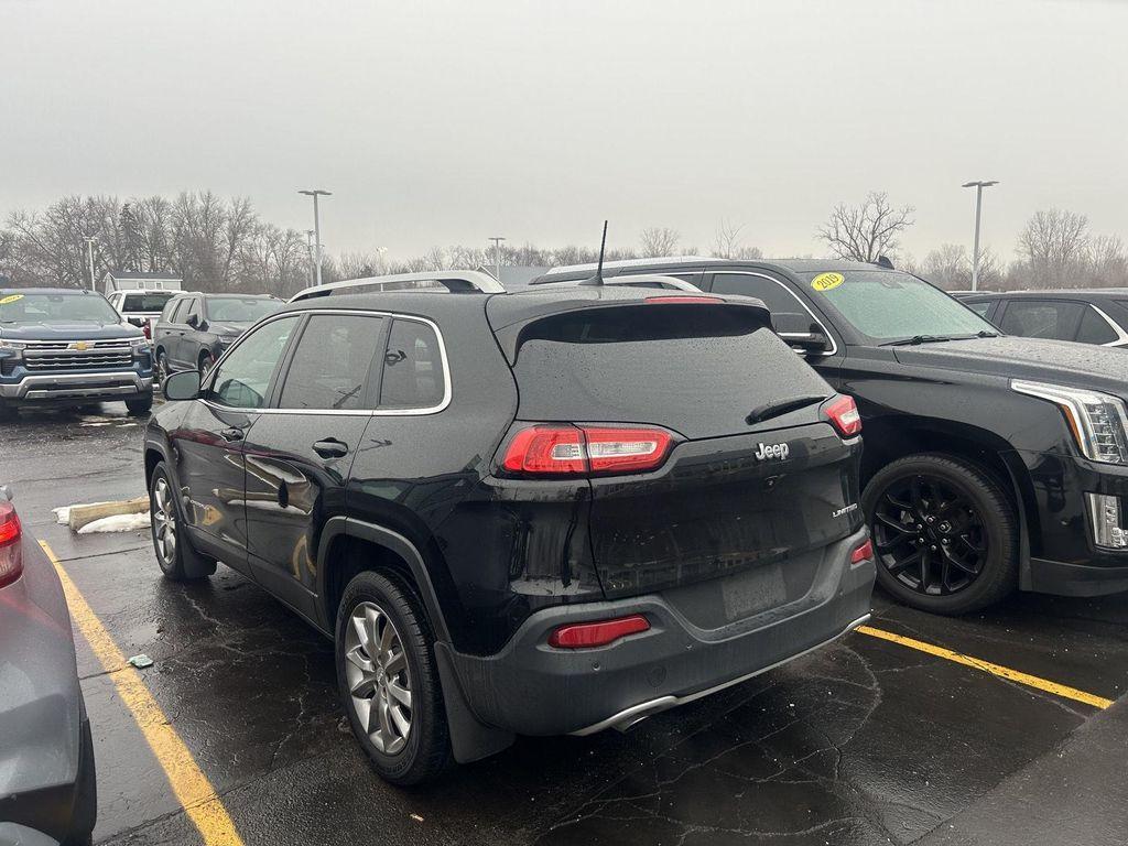 used 2018 Jeep Cherokee car, priced at $14,650