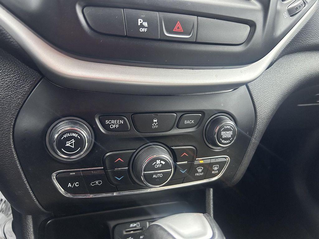 used 2018 Jeep Cherokee car, priced at $14,650