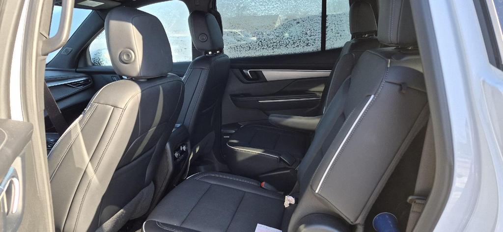 used 2025 Buick Enclave car, priced at $33,350