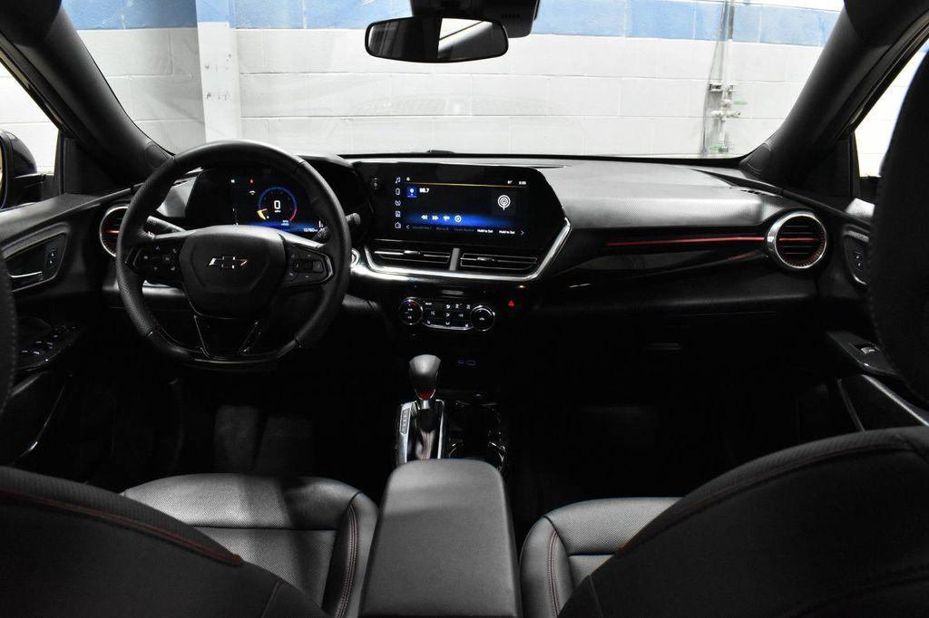 used 2025 Chevrolet Trax car, priced at $23,894