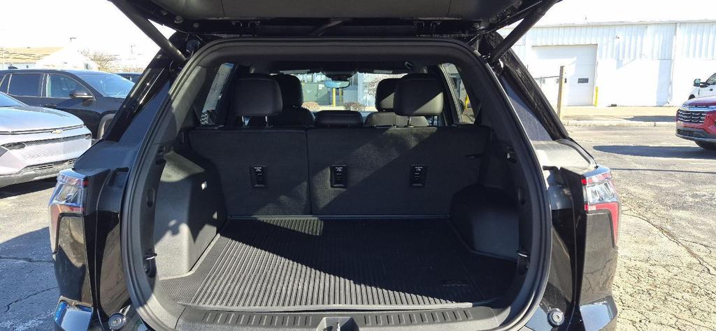 new 2026 Chevrolet Equinox car, priced at $31,572