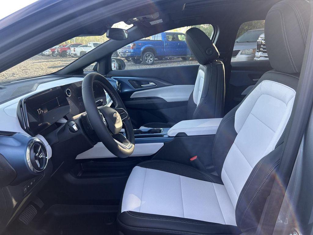 new 2026 Chevrolet Equinox EV car, priced at $42,685