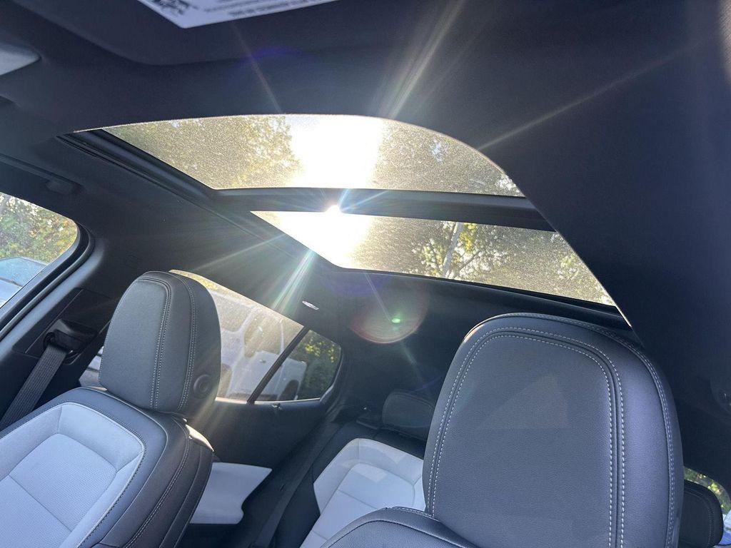 new 2026 Chevrolet Equinox EV car, priced at $42,685