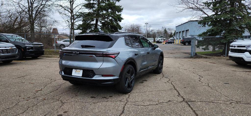 new 2025 Chevrolet Equinox EV car, priced at $45,590