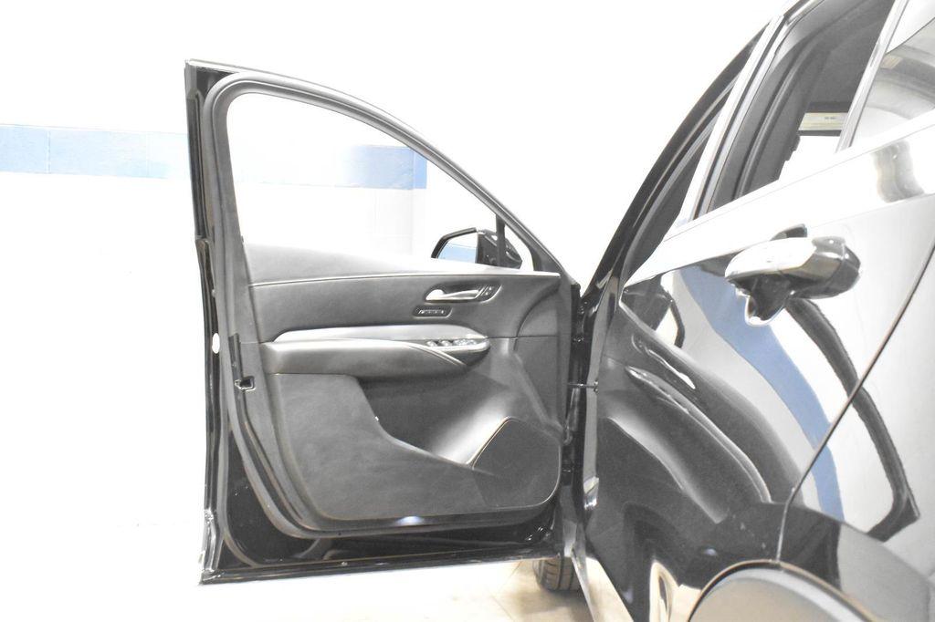 used 2020 Cadillac XT4 car, priced at $21,790