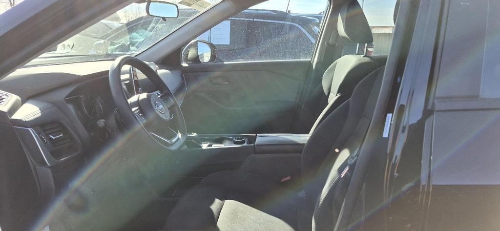 used 2023 Nissan Rogue car, priced at $18,589