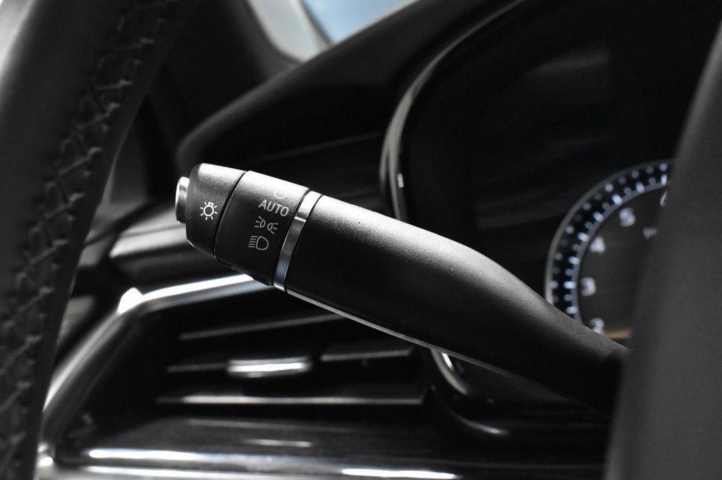 used 2025 Cadillac XT5 car, priced at $38,200