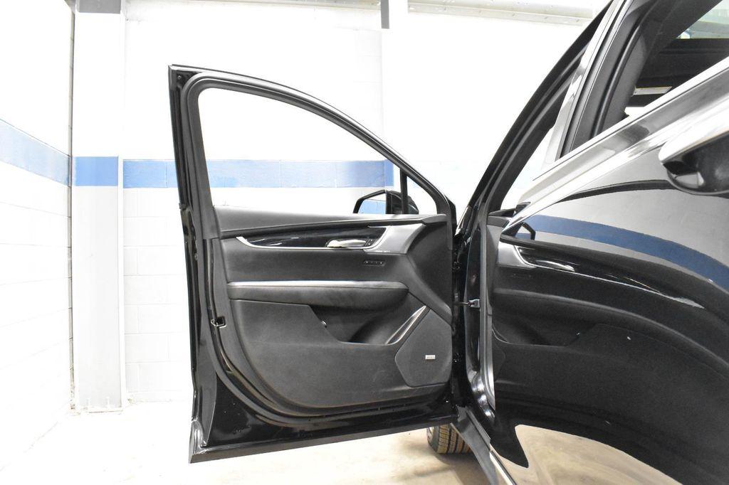 used 2025 Cadillac XT5 car, priced at $38,200