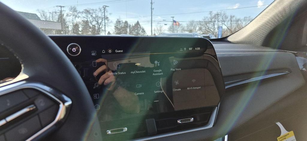 new 2026 Chevrolet Equinox car, priced at $32,578