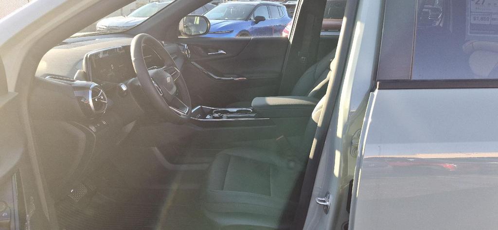 new 2026 Chevrolet Equinox car, priced at $31,572