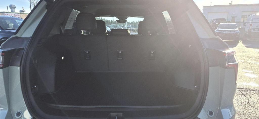 new 2026 Chevrolet Equinox car, priced at $31,572