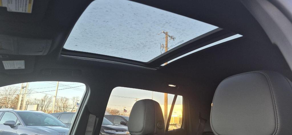 new 2026 Chevrolet Equinox car, priced at $33,958