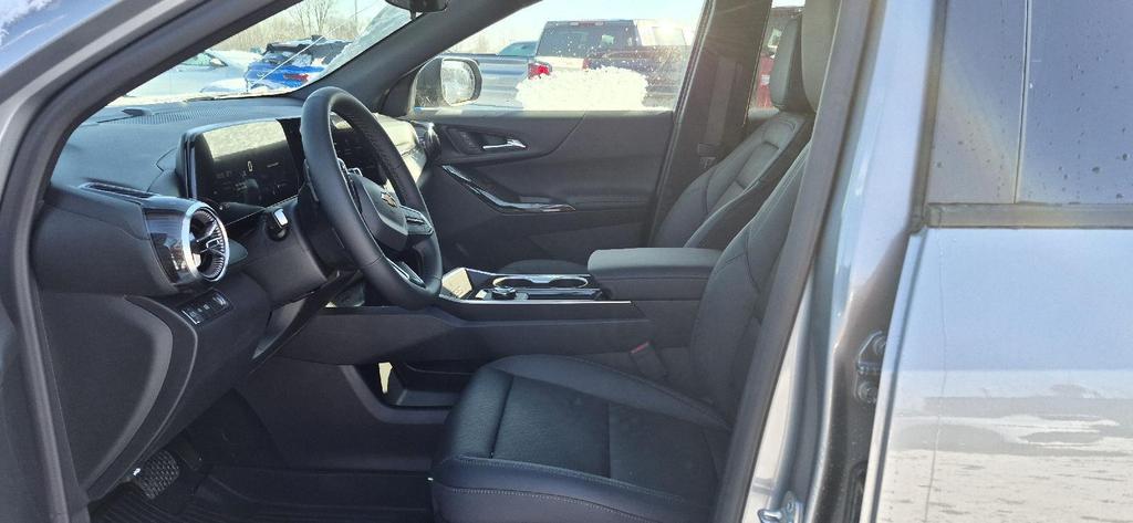 new 2026 Chevrolet Equinox car, priced at $30,746