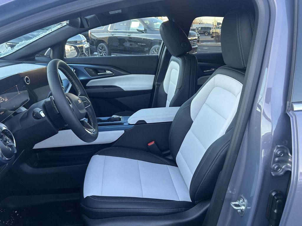 new 2026 Chevrolet Equinox EV car, priced at $35,690