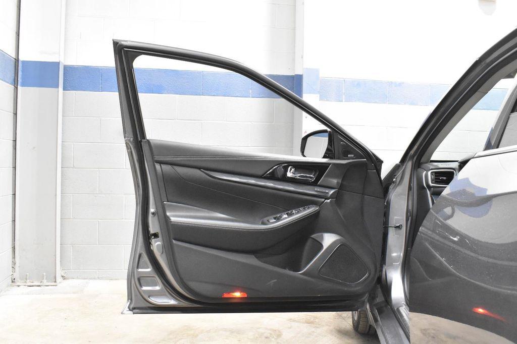 used 2022 Nissan Maxima car, priced at $28,990