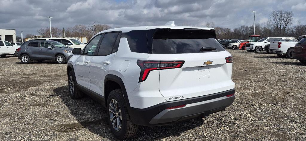 new 2026 Chevrolet Equinox car, priced at $31,572