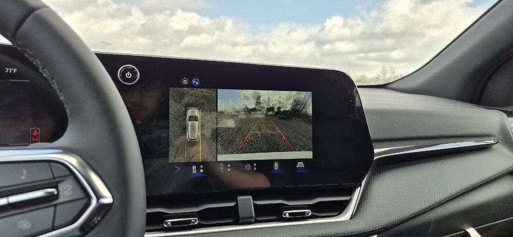 new 2026 Chevrolet Equinox car, priced at $31,572