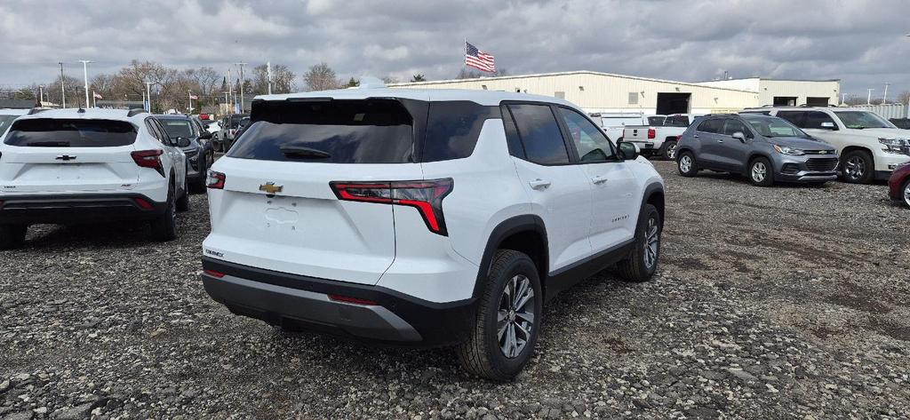 new 2026 Chevrolet Equinox car, priced at $31,572