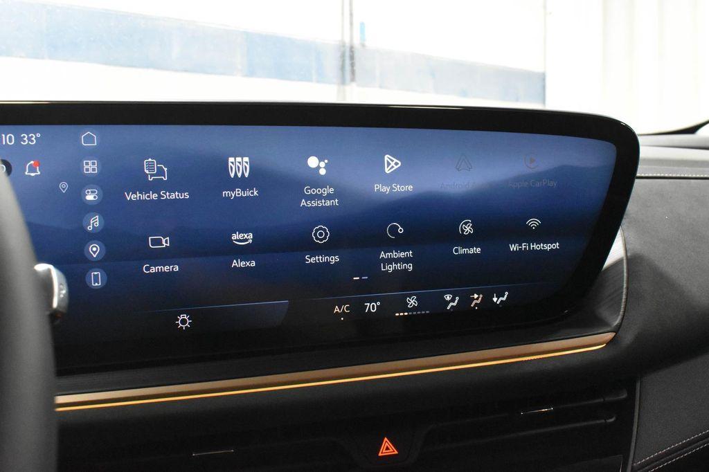 used 2025 Buick Envision car, priced at $29,420