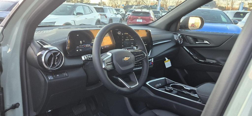 new 2026 Chevrolet Equinox car, priced at $32,520