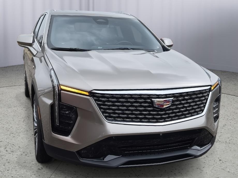 used 2024 Cadillac XT4 car, priced at $32,985