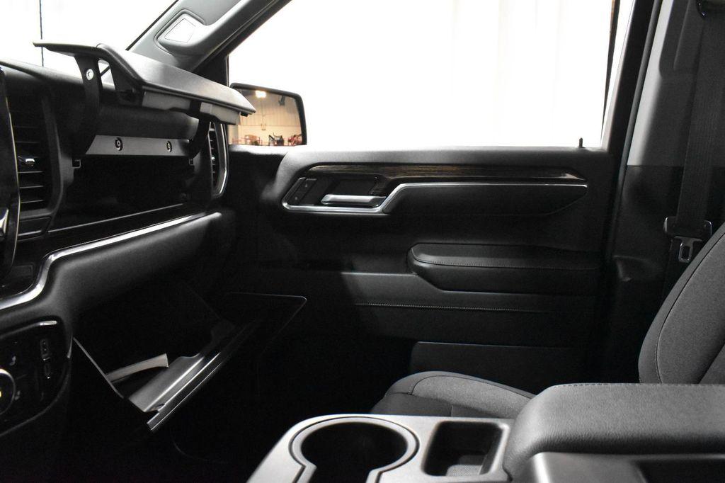 used 2023 GMC Sierra 1500 car, priced at $38,570