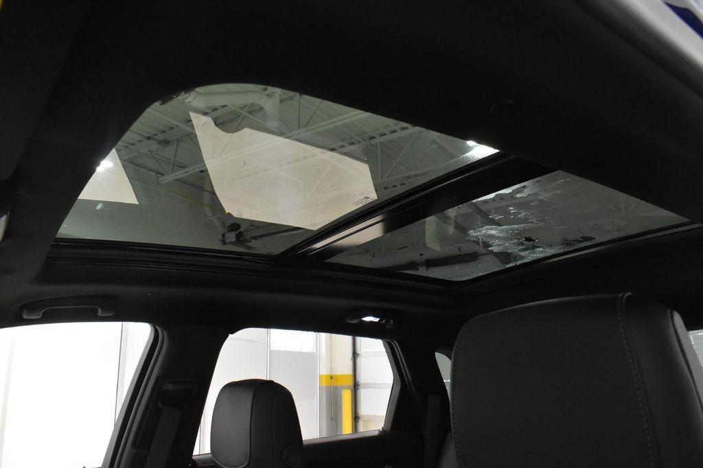 new 2025 Cadillac XT5 car, priced at $48,103