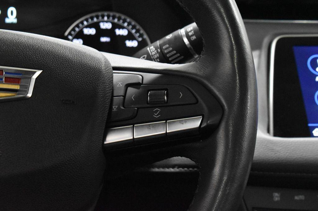 used 2023 Cadillac XT4 car, priced at $26,320