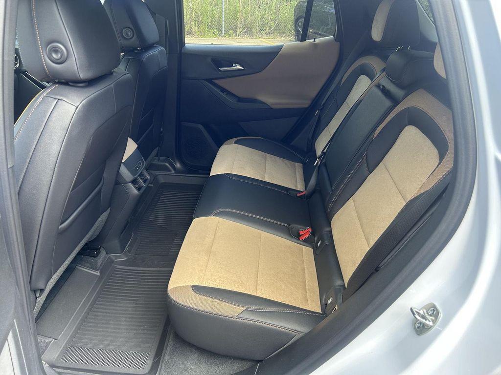 new 2026 Chevrolet Equinox car, priced at $34,726