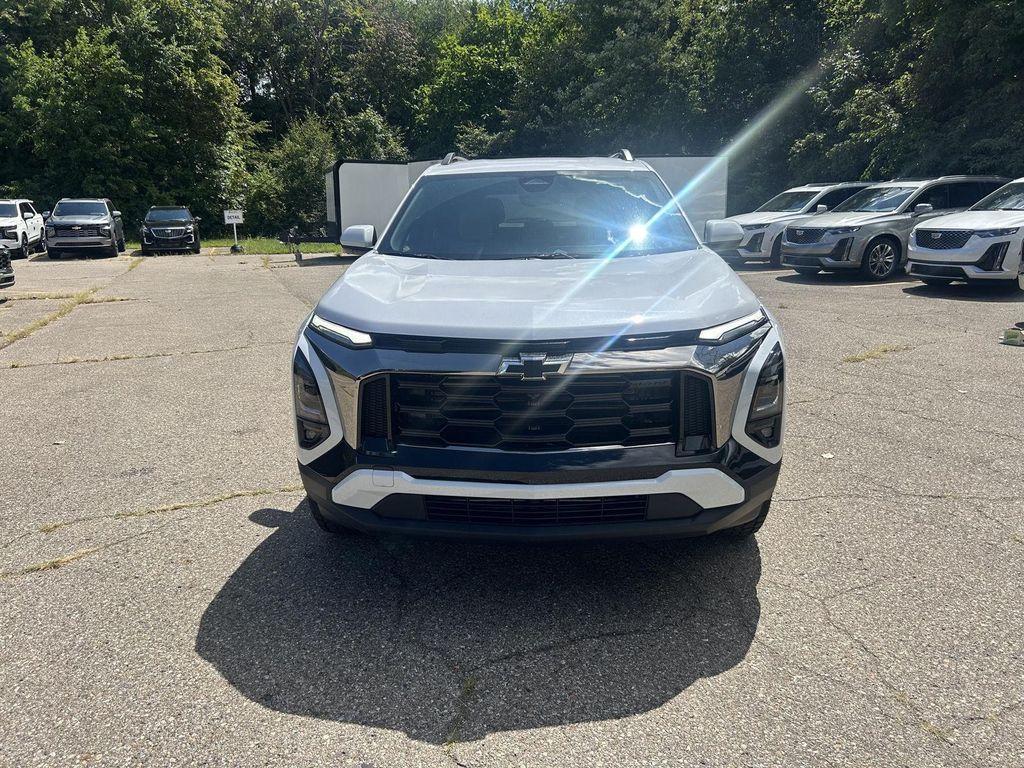 new 2026 Chevrolet Equinox car, priced at $34,726