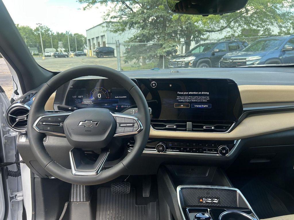 new 2026 Chevrolet Equinox car, priced at $34,726