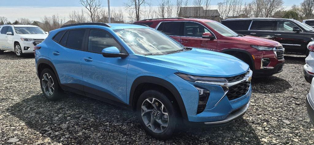 used 2025 Chevrolet Trax car, priced at $20,495