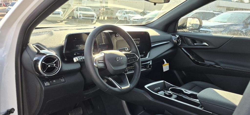 new 2026 Chevrolet Equinox car, priced at $31,868