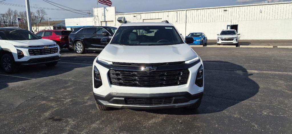 new 2026 Chevrolet Equinox car, priced at $31,868