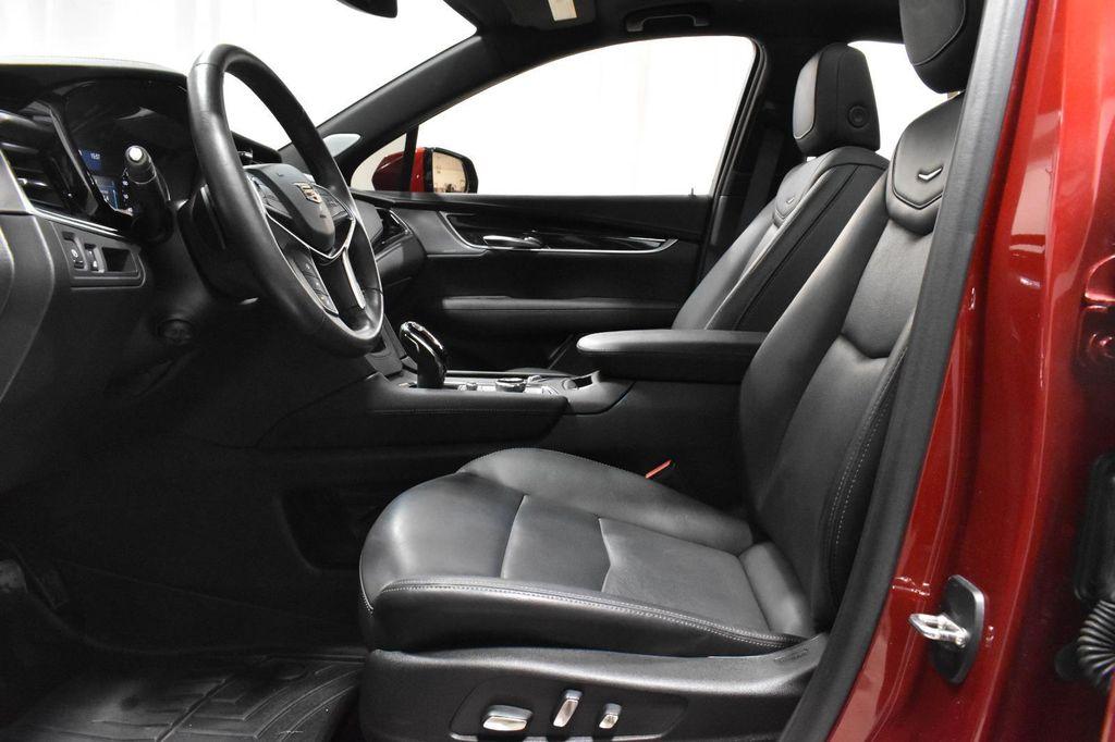 used 2024 Cadillac XT5 car, priced at $41,780