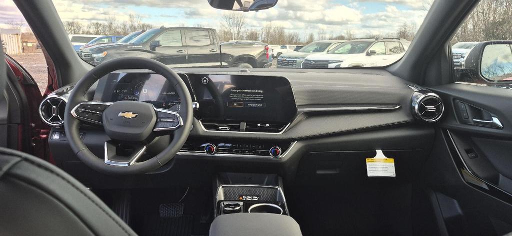 new 2026 Chevrolet Equinox car, priced at $33,106