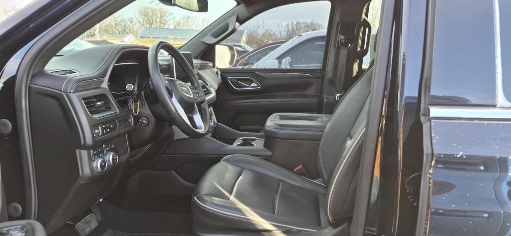 used 2023 GMC Yukon car, priced at $50,945