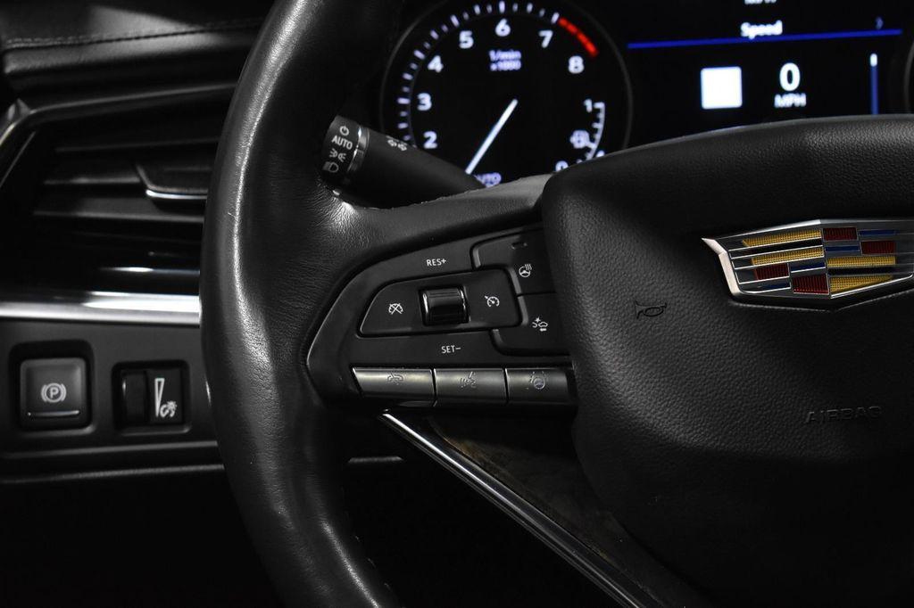 used 2024 Cadillac XT6 car, priced at $43,910