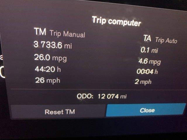 used 2025 Volvo XC40 car, priced at $32,500