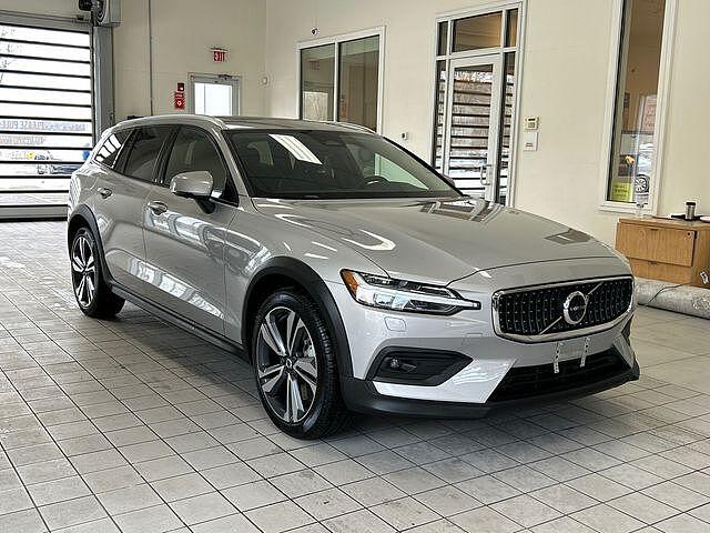 used 2025 Volvo V60 Cross Country car, priced at $34,200