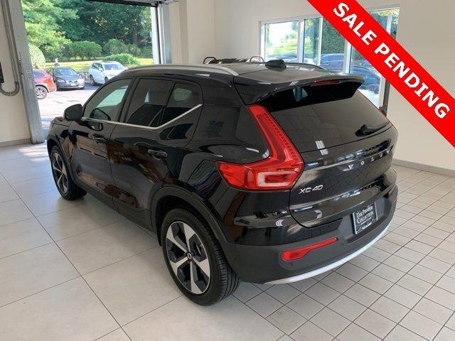 new 2025 Volvo XC40 car, priced at $46,015