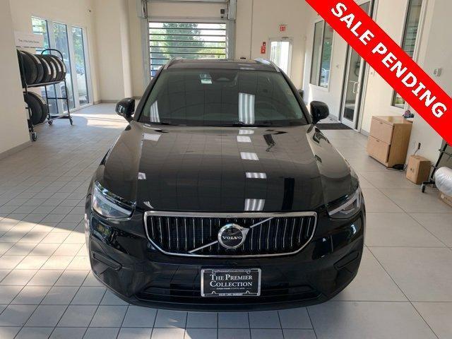 new 2025 Volvo XC40 car, priced at $46,015