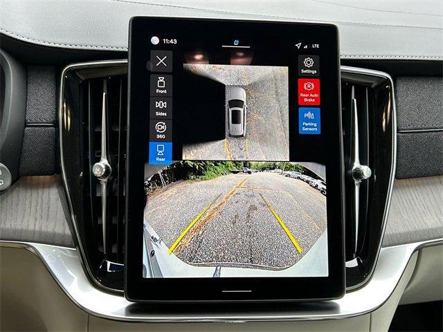 new 2026 Volvo XC90 car, priced at $75,155