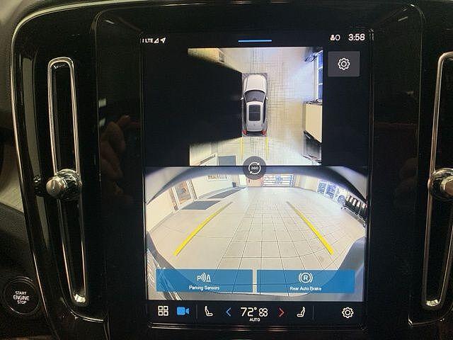 used 2025 Volvo XC40 car, priced at $32,100