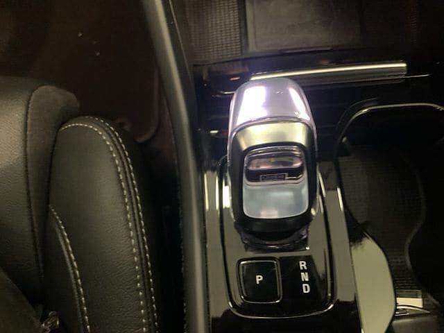 used 2025 Volvo XC40 car, priced at $32,100