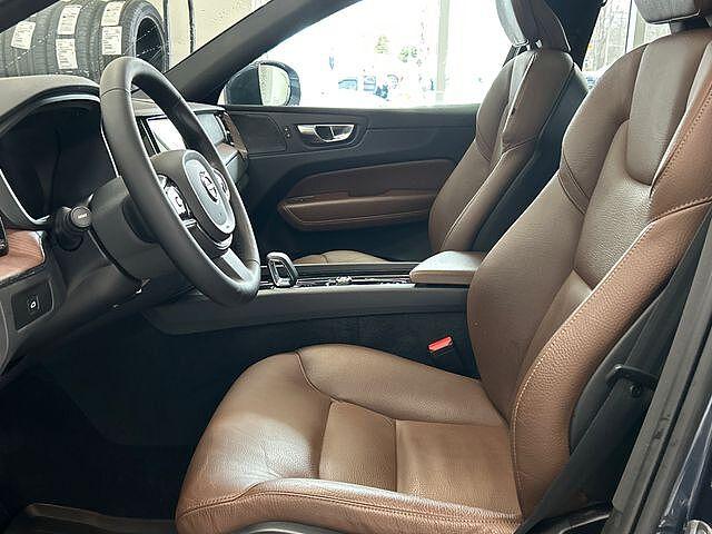 used 2023 Volvo XC60 car, priced at $33,700