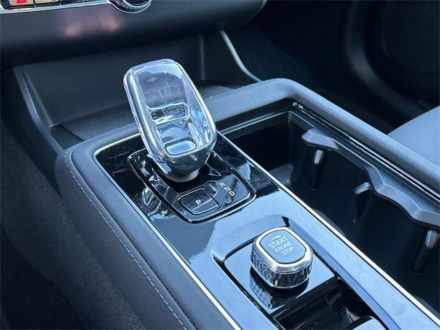 new 2026 Volvo XC90 Plug-In Hybrid car, priced at $81,455